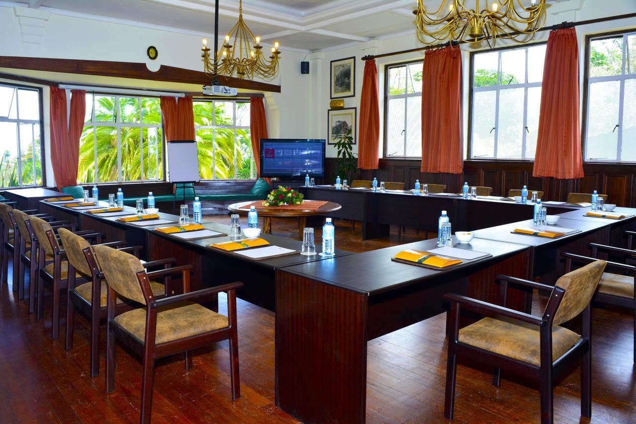 Outspan Hotel Nyeri Exterior foto